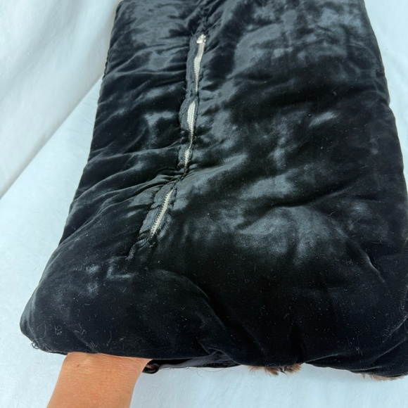 Vintage Brown and Black Fur Hand Warmer Purse Velvet Backing Zipper - Picture 7 of 14